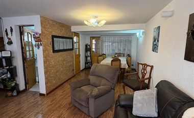Casa en Venta en Metro Los Quillayes