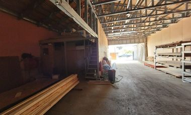 Local Comercial en Venta en Agustín Echeñique 678