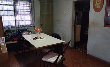 VENTA PH PLANTA BAJA FRENTE 5 AMB A RECICLAR MUNRO