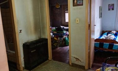 VENTA PH PLANTA BAJA FRENTE 5 AMB A RECICLAR MUNRO