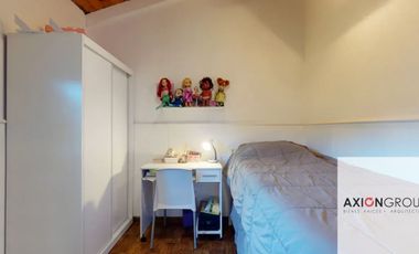 Casa en venta c/ cochera en La Plata