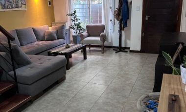 Dúplex en Venta en Villa Primera