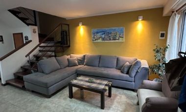 Dúplex en Venta en Villa Primera