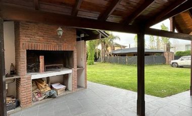 Chalet en alquiler en El Carmencito