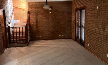 Chalet en alquiler en El Carmencito