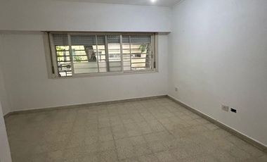 PH en venta c/ cochera en La Plata