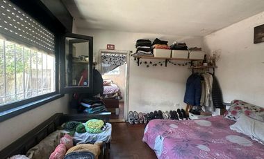 CASA 4 AMBIENTES EN VENTA EN DON BOSCO CON JARDIN