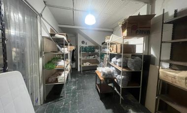 Depósito de 350 m2. -   Barracas- VENTA.