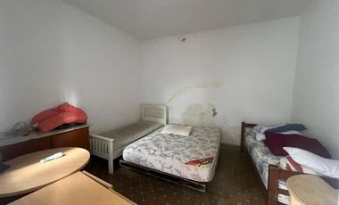 Depósito de 350 m2. -   Barracas- VENTA.