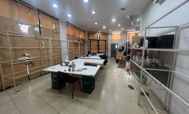 Depósito de 350 m2. -   Barracas- VENTA.