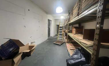 Depósito de 350 m2. -   Barracas- VENTA.