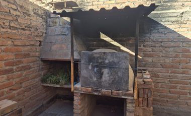 Casa en  venta 2 dorm. General Roca, Río Negro