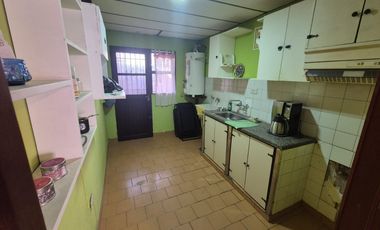 Casa en  venta 2 dorm. General Roca, Río Negro