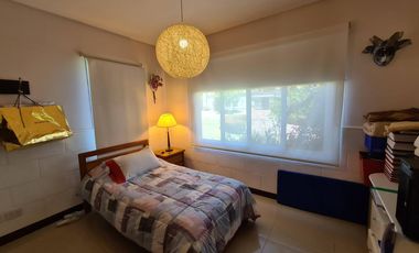 Casa de categoria en Abril Club de Campo