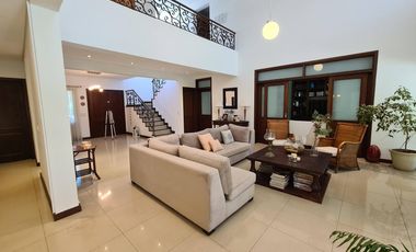 Casa de categoria en Abril Club de Campo