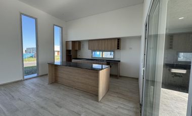 CASA EN VENTA EN BARRIO SAN SIMON CANNING