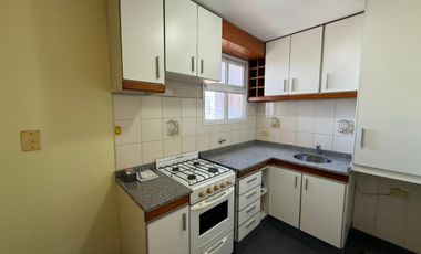 Departamento con COCHERA CUBIERTA - Lanús Oeste