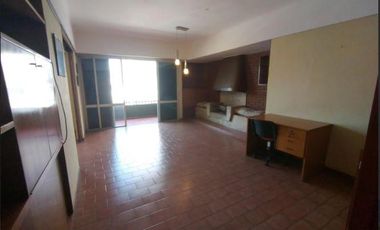 Galpón mas casa de 3 Dormitorios - Rosario