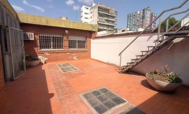 Galpón mas casa de 3 Dormitorios - Rosario