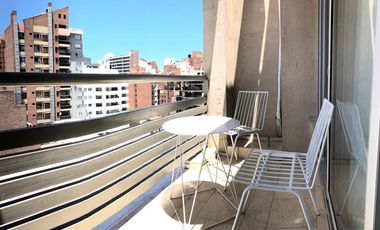Lindísimo estudio con balcón cerca Guemes