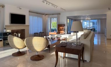 Paunero 3700 - Los Troncos - Mar del Plata