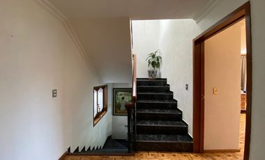 CASA EN VENTA EN LOMAS ANAHUAC! CALLE CERRADA CON SEGURIDAD