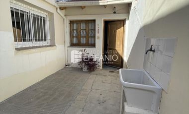 Venta - PH en zona Centro - España y Villegas - D044