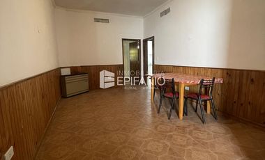 Venta - PH en zona Centro - España y Villegas - D044