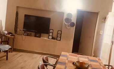 Casa en venta - 2 Dormitorios 2 Baños - La Plata