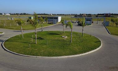 Terreno en venta - 818mts2 - Villalobos, Pueblos del Plata