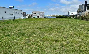 Terreno en venta - 818mts2 - Villalobos, Pueblos del Plata