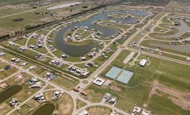 Terreno en venta - 818mts2 - Villalobos, Pueblos del Plata