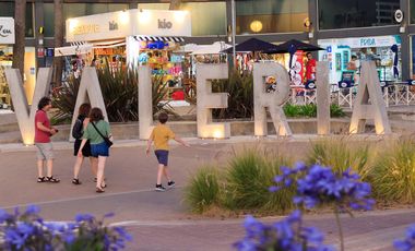 Departamento en Venta y Alquiler temporario en Valeria del Mar a 50 mts del mar