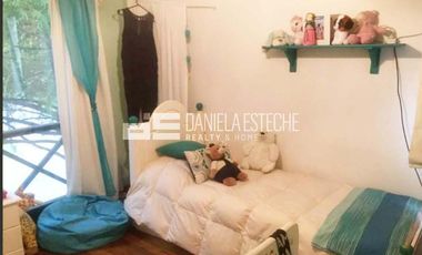 D. Esteche Realty & Home.  Villa Olivos Casa Classica