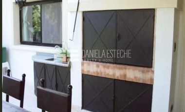 D. Esteche Realty & Home.  Villa Olivos Casa Classica