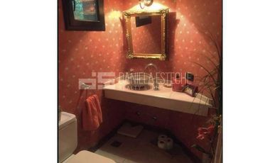 D. Esteche Realty & Home.  Villa Olivos Casa Classica