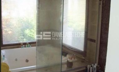 D. Esteche Realty & Home.  Villa Olivos Casa Classica