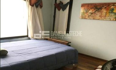 D. Esteche Realty & Home.  Villa Olivos Casa Classica