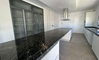 casa  en  venta en barrio san marco, Villanueva,  tigre