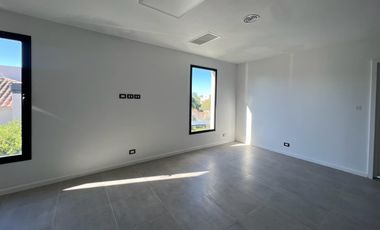 casa  en  venta en barrio san marco, Villanueva,  tigre