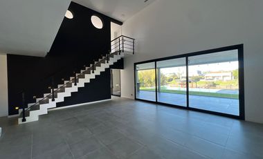 casa  en  venta en barrio san marco, Villanueva,  tigre