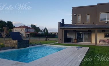 Casa en venta en El Rebenque