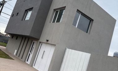 Dúplex en venta - 3 Dormitorios 2 Baños - Necochea