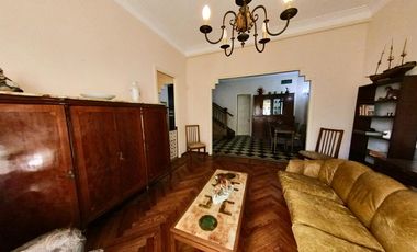 Casa en  LOMAS OESTE