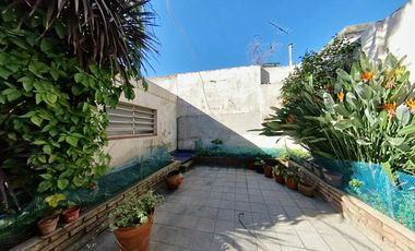 Casa en  LOMAS OESTE