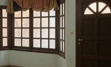 Casa en venta - 3 Dormitorios 2 Baños - Lomas de Zamora