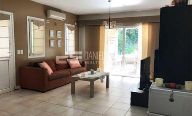 Daniela Esteche Realty & Home. Venta Propiedad en Villa Olivos