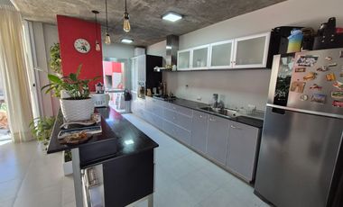 Casa 3 dorm. Zona IUPA, General Roca