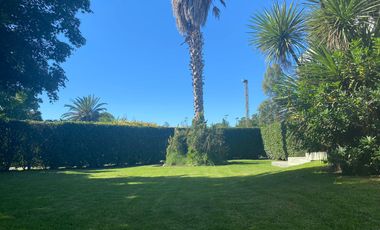 Casa en venta  Campo Chico Country Club, 4 ambientes, pileta doble lote