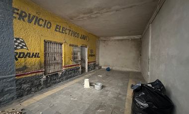 Casa en venta para remodelar a una cuadra del mar, Progreso,Yuc